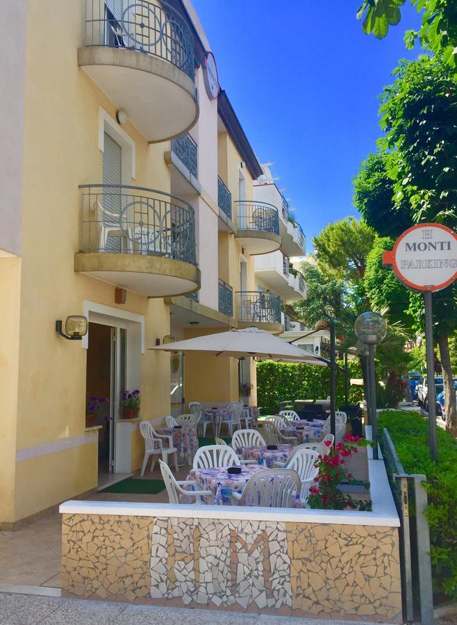 Hotel Monti Риччоне Экстерьер фото
