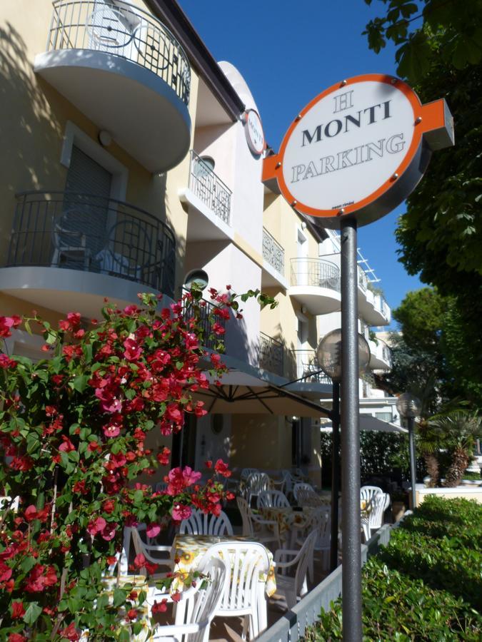 Hotel Monti Риччоне Экстерьер фото